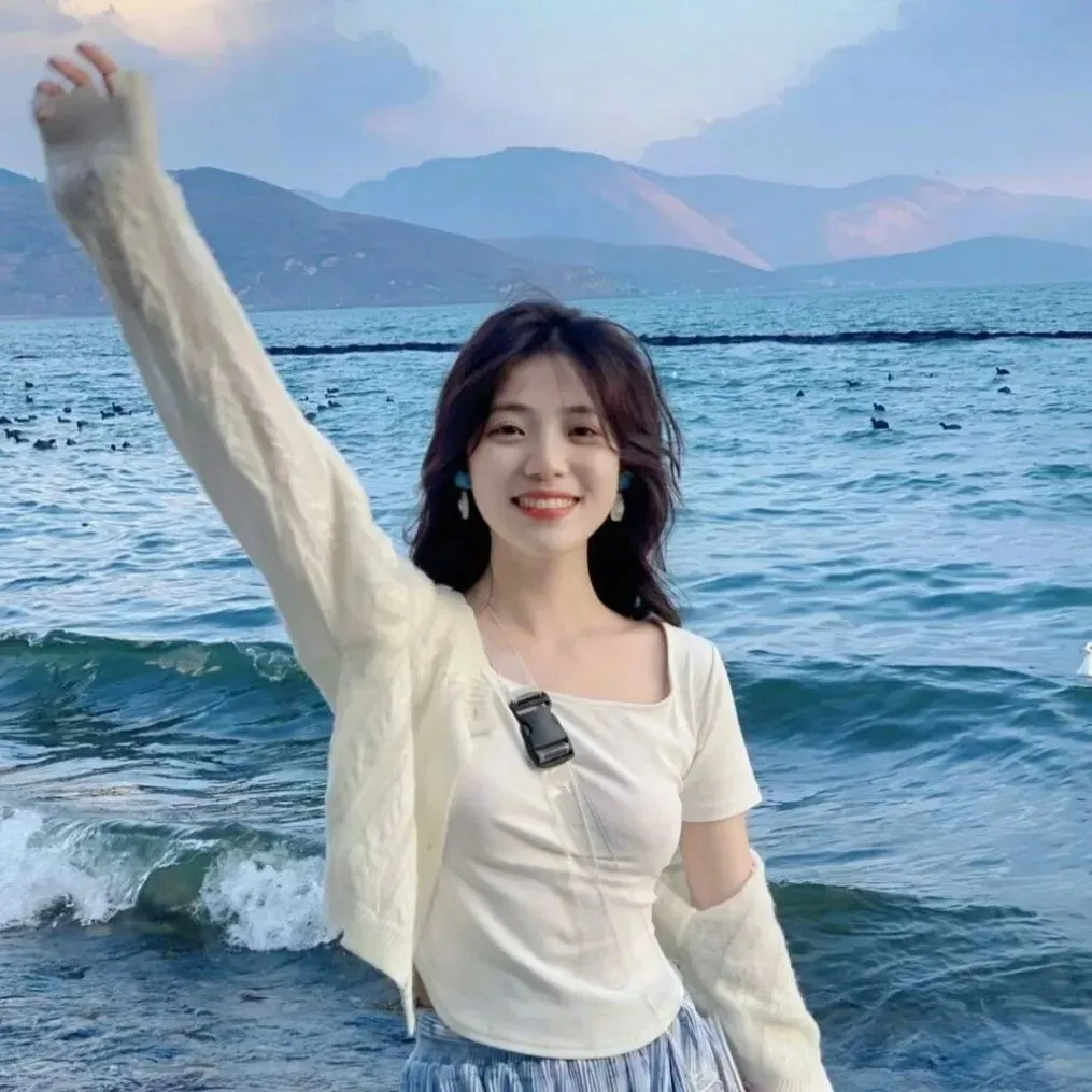 经典流浪剧团《浮草》彩色修复版：四海为家的戏班子与私生子的恩怨情仇，画面极具美感