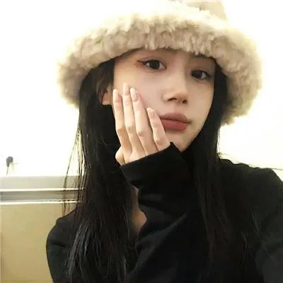 【真实绝症改编】《余命10年》小松菜奈坂口健太郎：得知自己只剩十年寿命，她决定不谈恋爱，却偏偏遇见了他