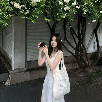 【末日求生】《活着/#ALIVE》刘亚仁朴信惠：足不出户如何在丧尸围城的高层公寓中硬核求生
